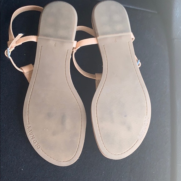 Neutral sandals! 🌼 - Picture 3 of 3